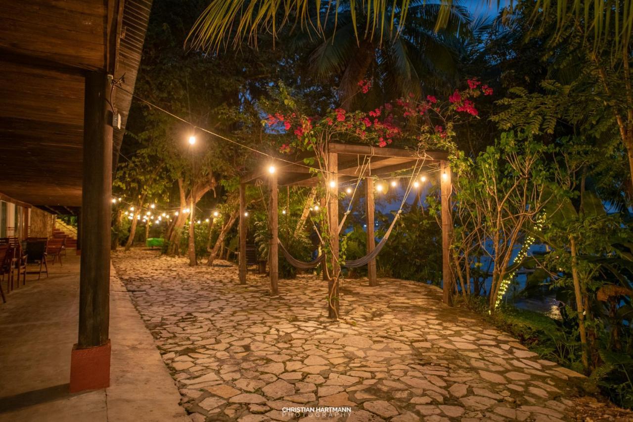 Hotel Gringo Perdido El Remate Exterior photo